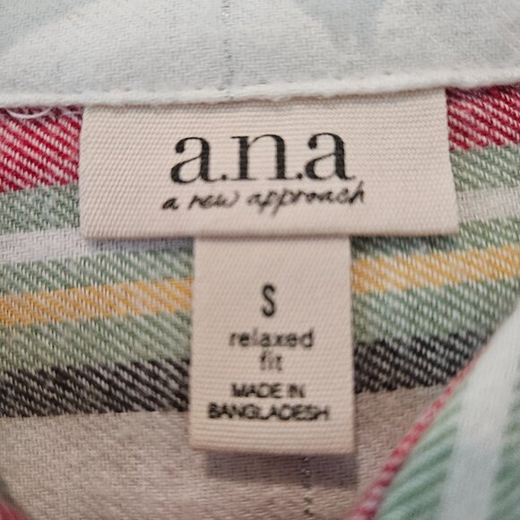 Bundle of 4 Ladies Light Flannel Shirts by  a.n.a. Size Small - Picture 3 of 13